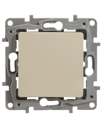 Выключатель 10AX-250В ETIKA, слоновая кость (672301). Выключатель. LegranD в Копейске